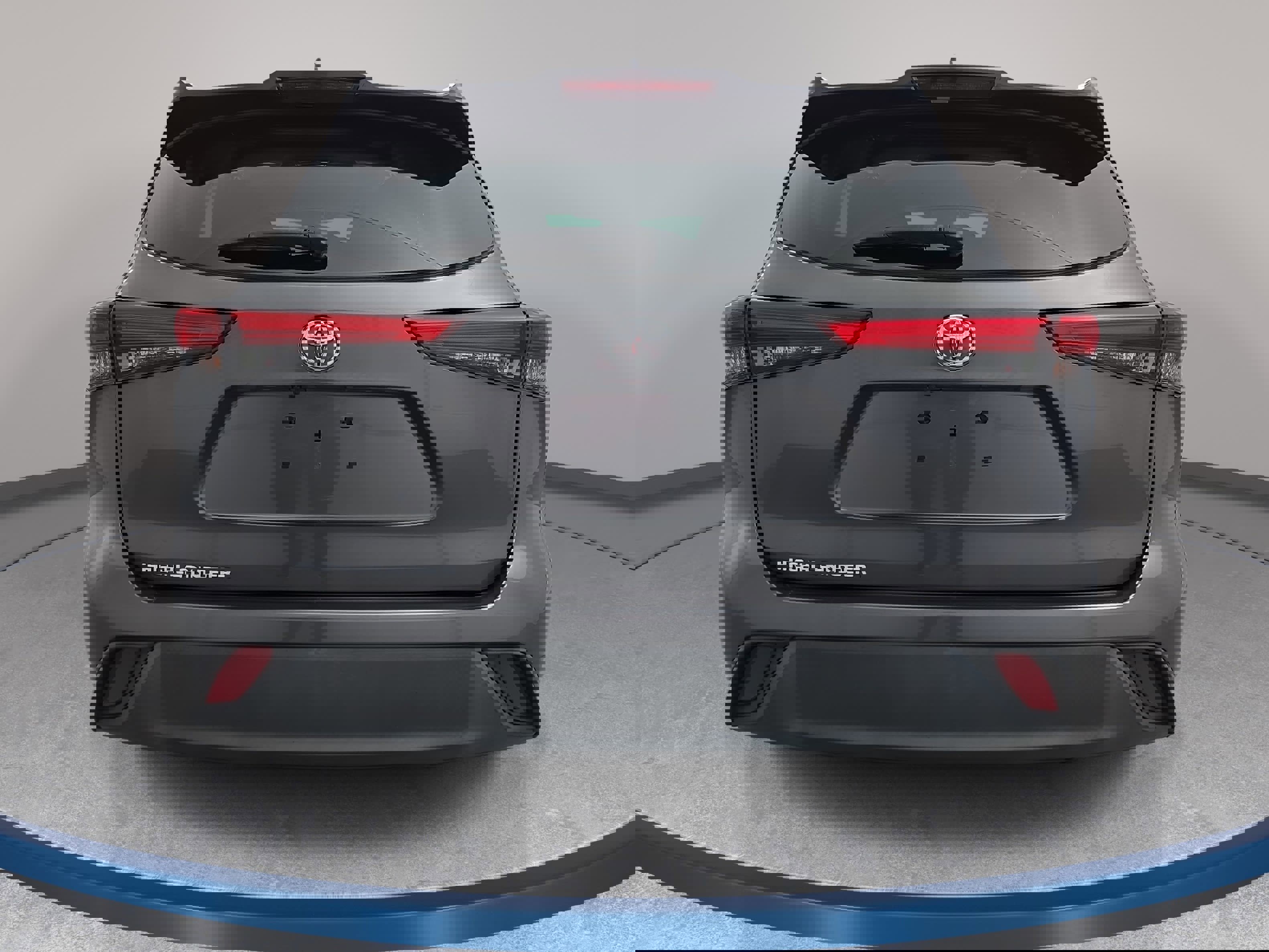 Used 2021 Toyota Highlander L image 6