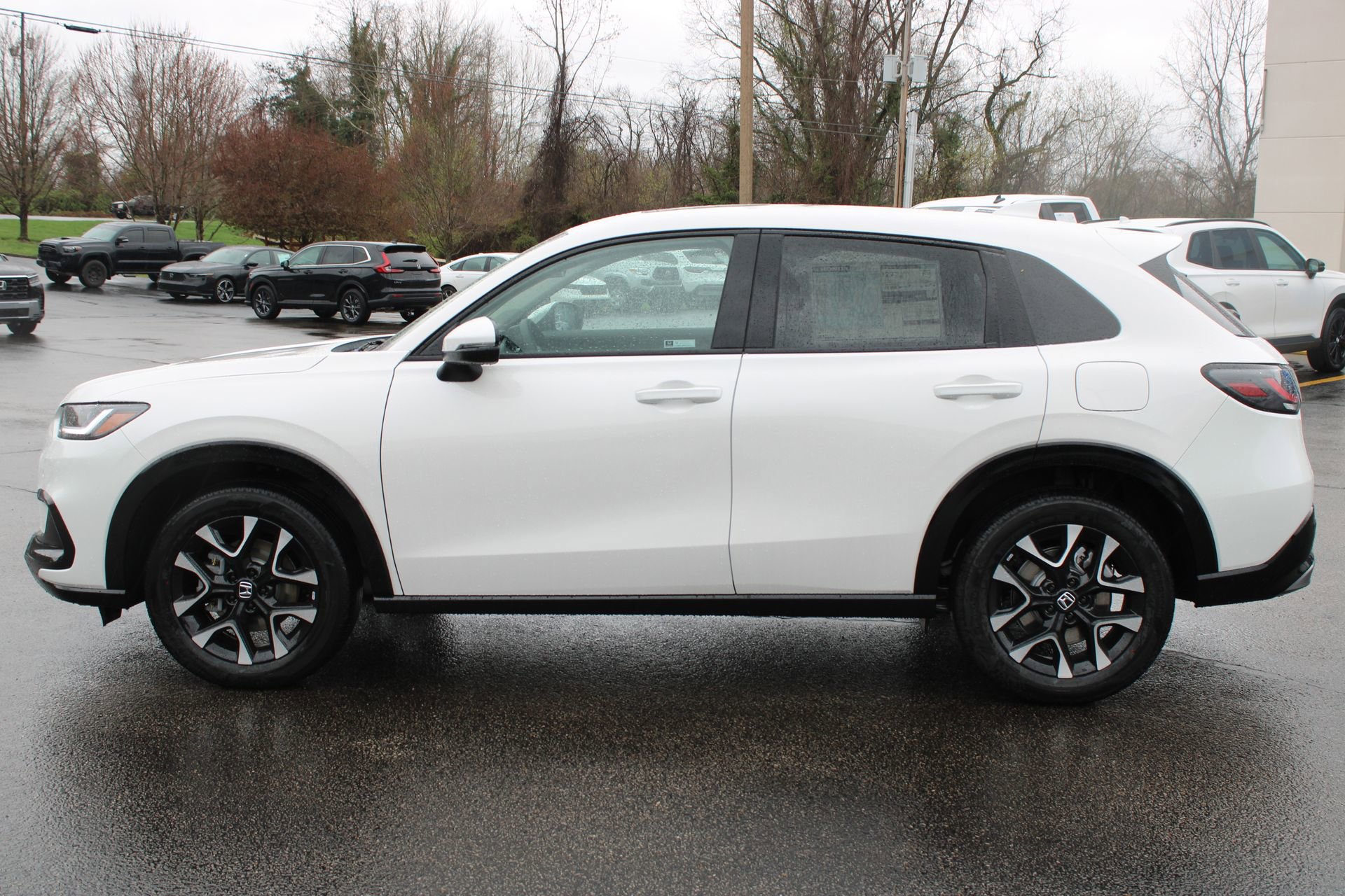 New 2026 Honda HR-V EX-L image 12