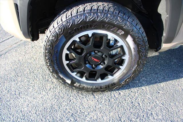 Certified 2026 Toyota Tacoma TRD Off-Road w/ TRD Off Road Premium Package AWD/4WD image 12