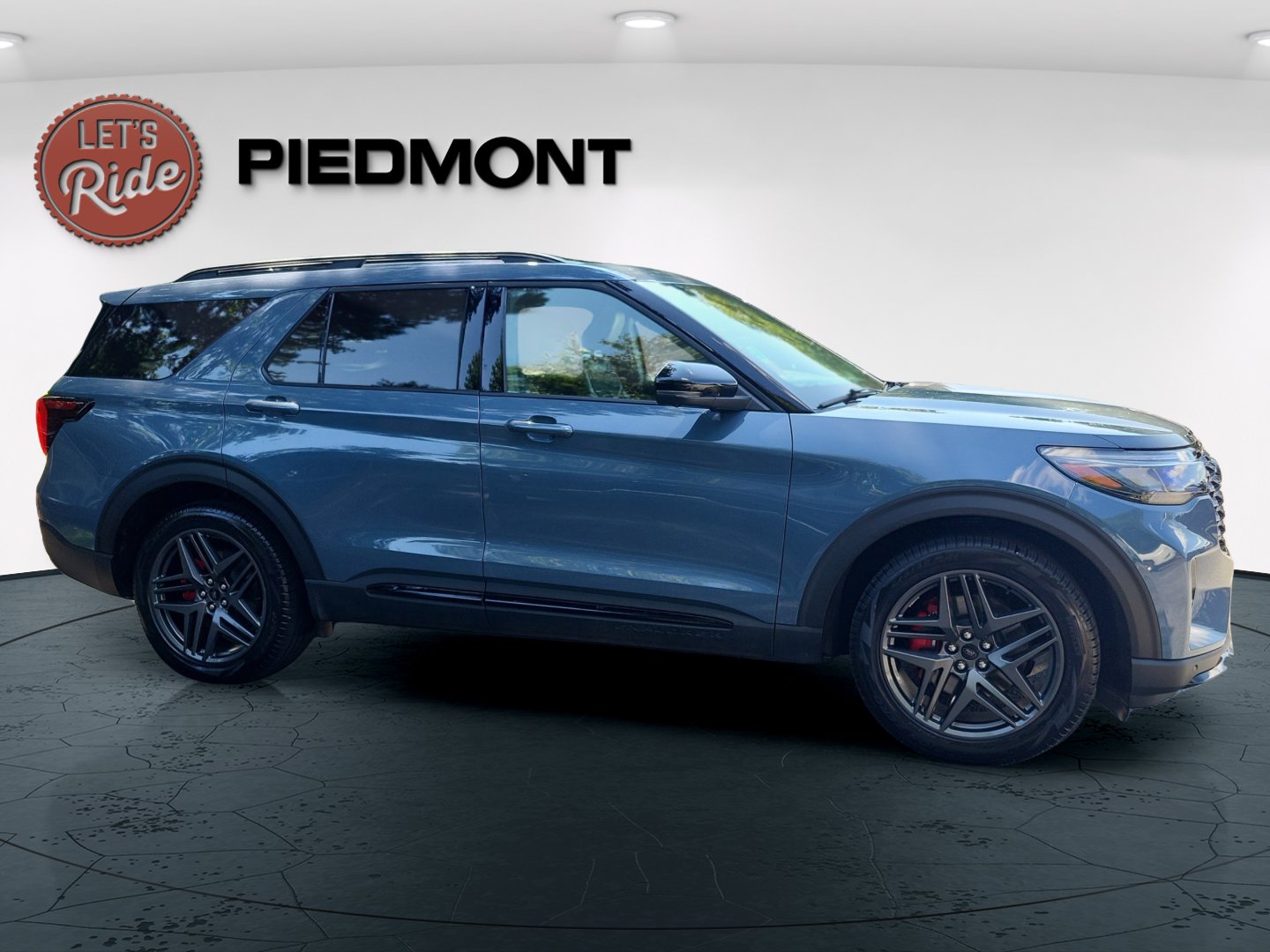 Used 2026 Ford Explorer ST w/ Sun And Sound Package AWD/4WD image 4