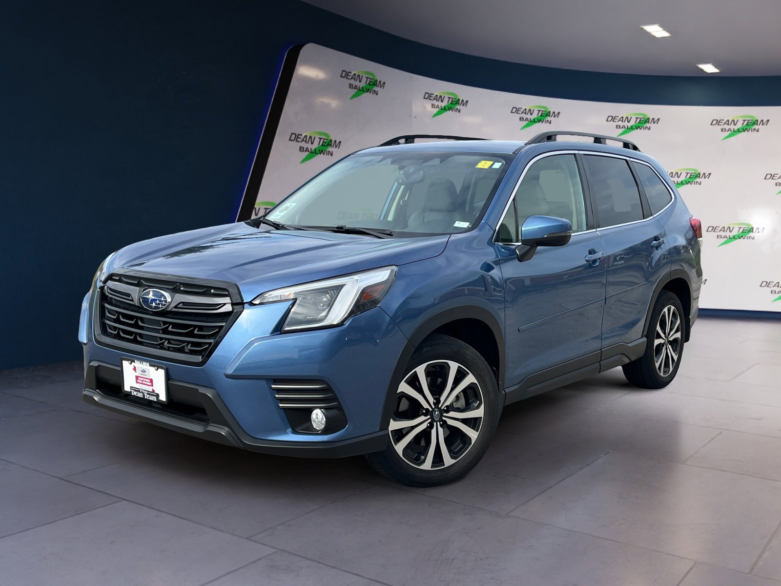Certified 2023 Subaru Forester Limited AWD/4WD image 3