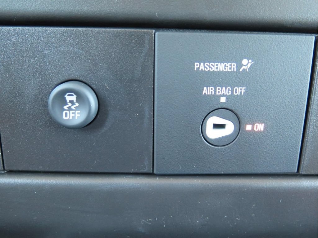 New 2026 Chevrolet Express 2500 Extended w/ Driver Convenience Package RWD image 14