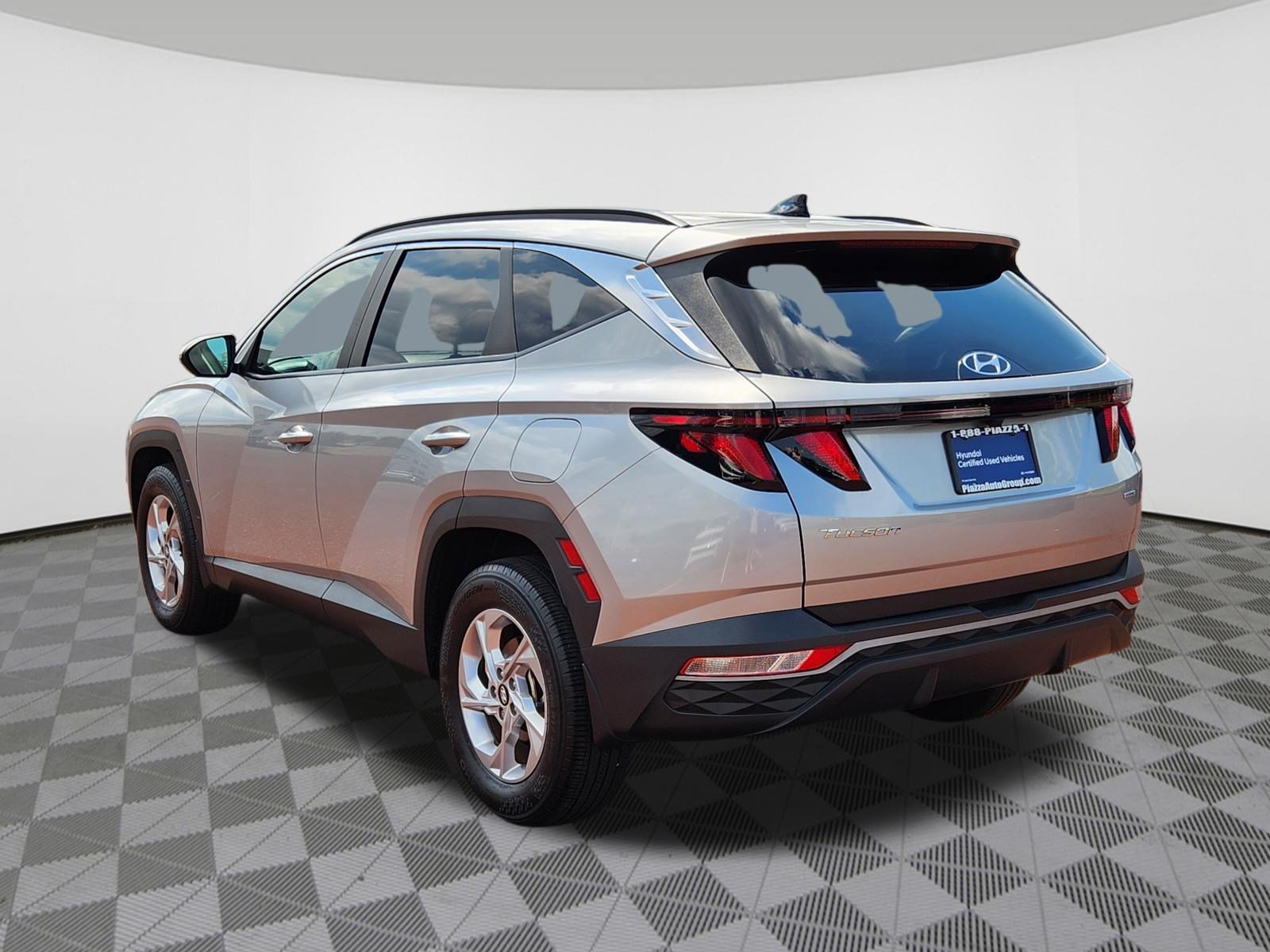 Certified 2024 Hyundai Tucson SEL AWD/4WD image 3