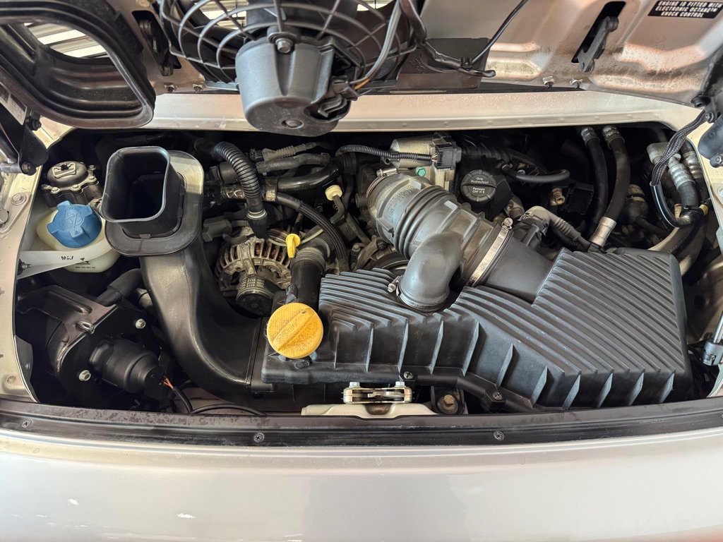 Used 2001 Porsche 911 Cabriolet image 32