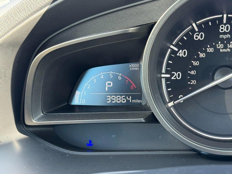 Used 2018 MAZDA MAZDA3 Touring image 19