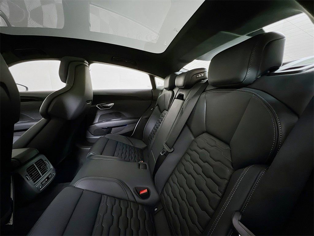 New 2026 Audi S e-tron GT Prestige AWD/4WD image 23