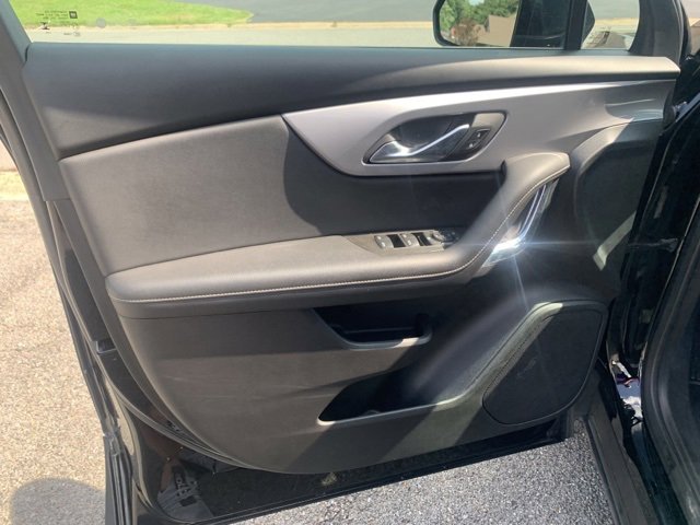 Used 2023 Chevrolet Blazer LT image 19