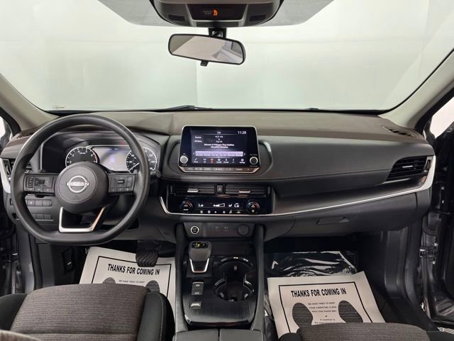 Used 2022 Nissan Rogue SV FWD image 39