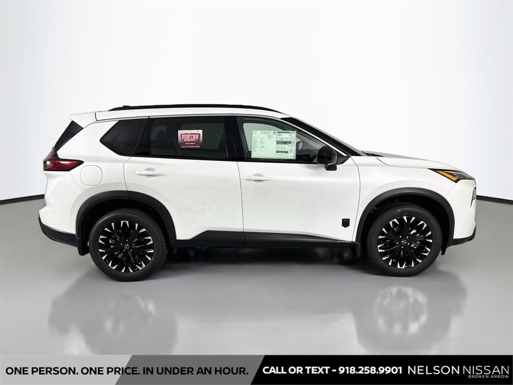 New 2026 Nissan Rogue Dark Armor FWD image 4