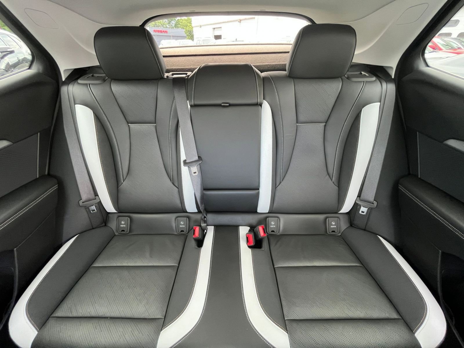 Used 2024 Buick Envision Sport Touring image 44