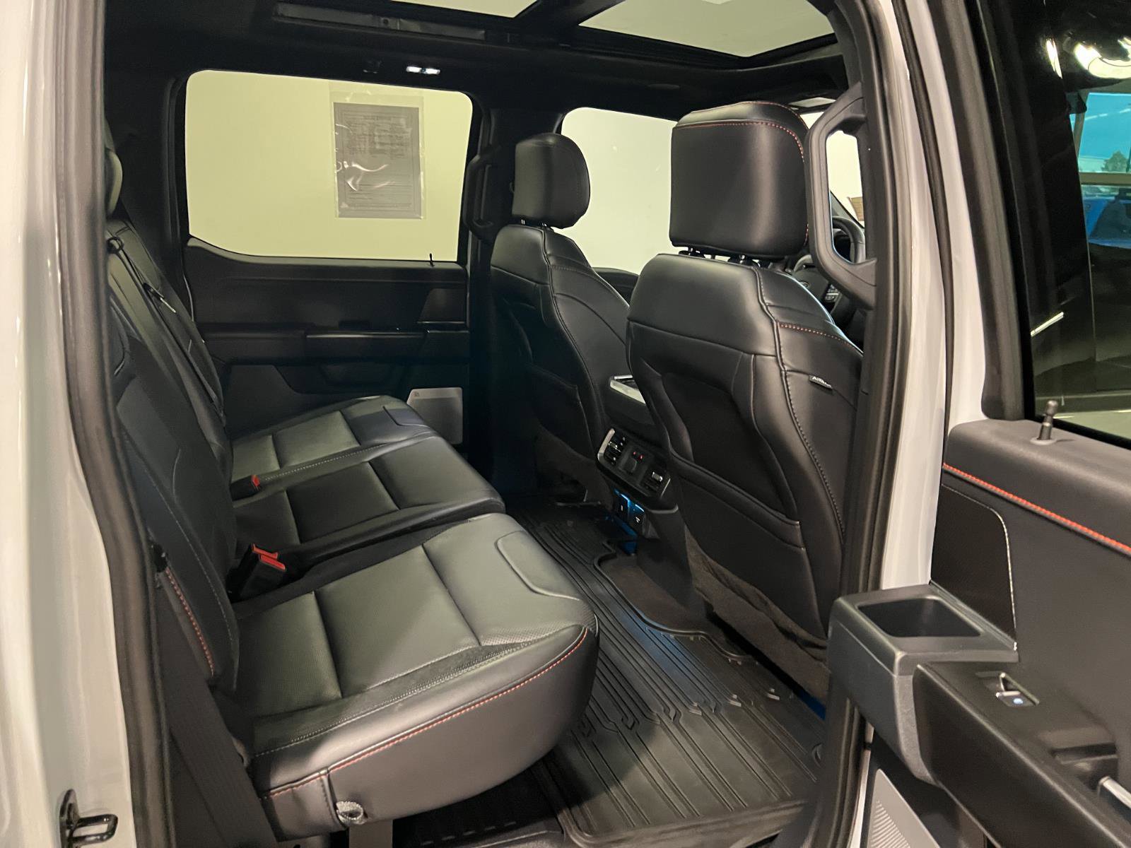 Used 2025 Ford F150 Raptor AWD/4WD image 34