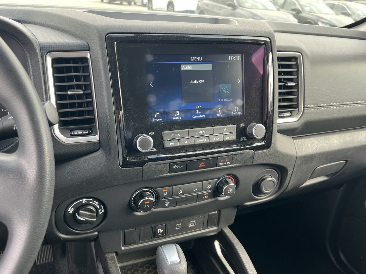 Used 2024 Nissan Frontier SV w/ Technology Package AWD/4WD image 8