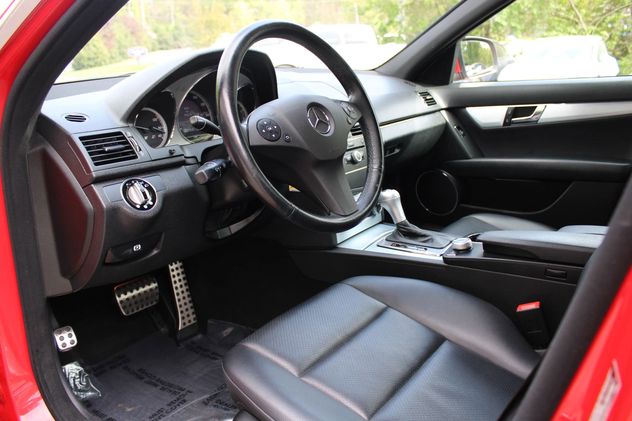 Used 2009 Mercedes-Benz C 300 4MATIC Sedan image 21