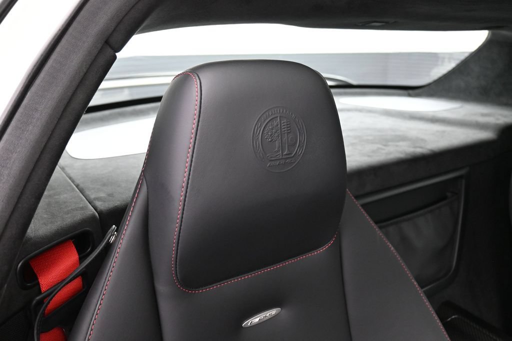 Used 2014 Mercedes-Benz SLS AMG Black Series image 28
