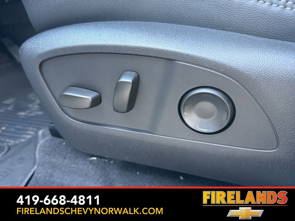 New 2026 Chevrolet Traverse High Country w/ LPO, Floor Liner Package image 19