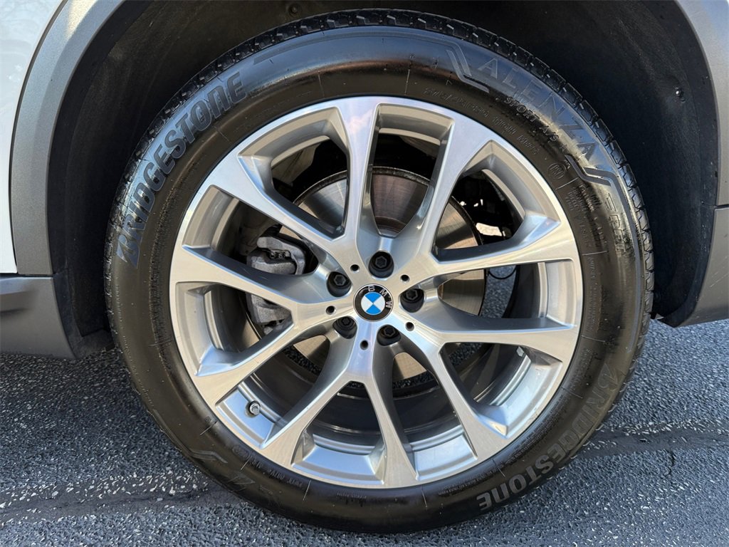 Certified 2024 BMW X5 xDrive40i w/ Premium Package image 16