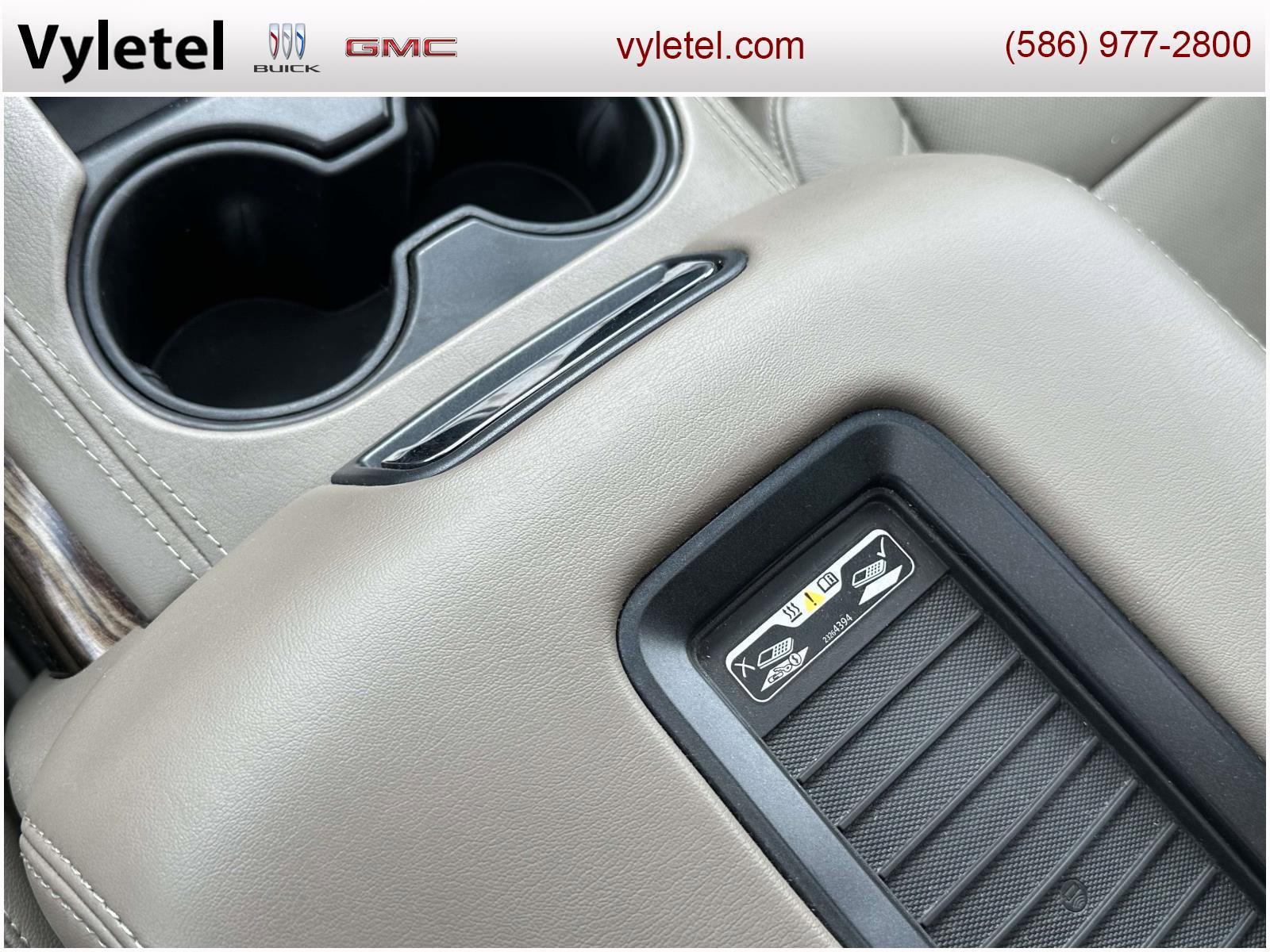 Used 2015 GMC Yukon XL SLT w/ Open Road Package image 35