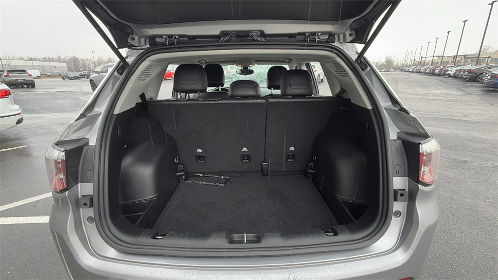 Used 2019 Jeep Compass Latitude w/ Cold Weather Group image 25