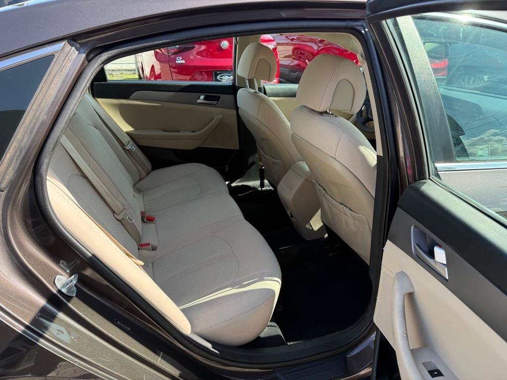 Used 2016 Hyundai Sonata SE FWD image 33
