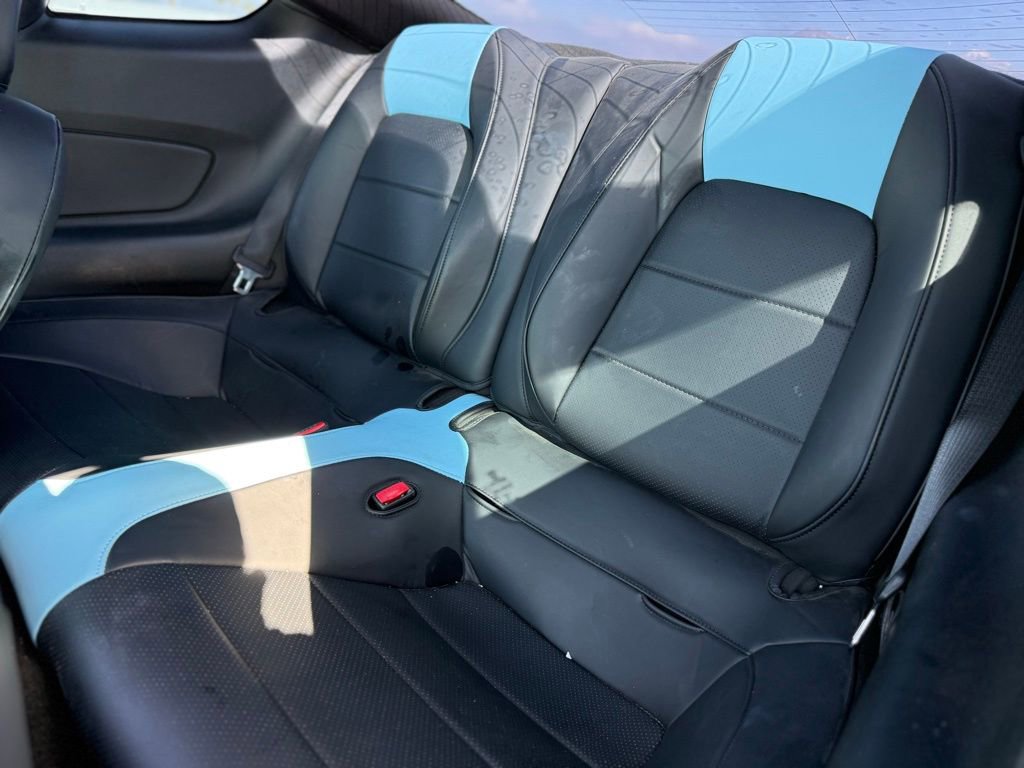 Used 2017 Ford Mustang Coupe image 4