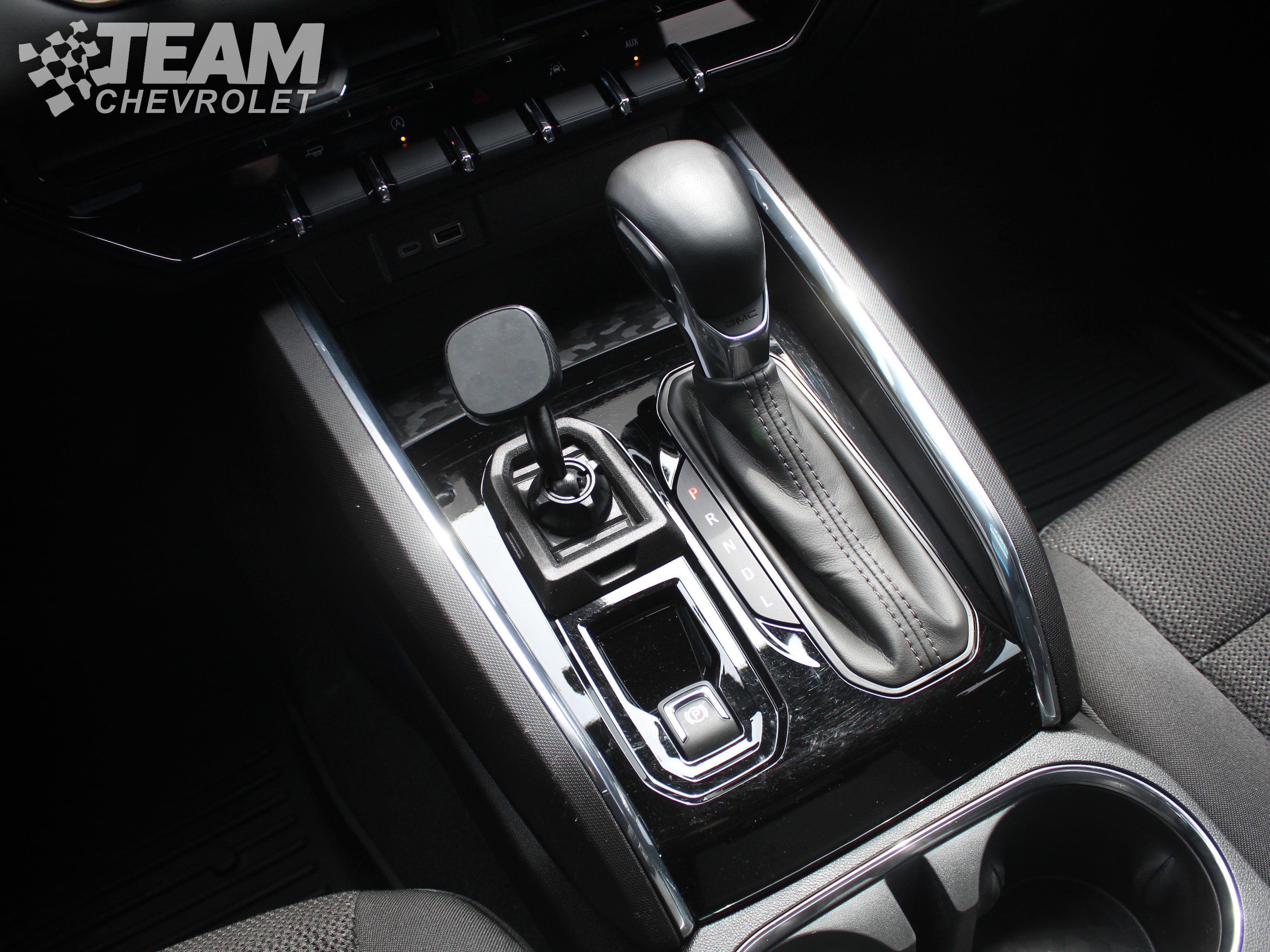 Used 2024 GMC Canyon Elevation w/ Convenience Package RWD image 19