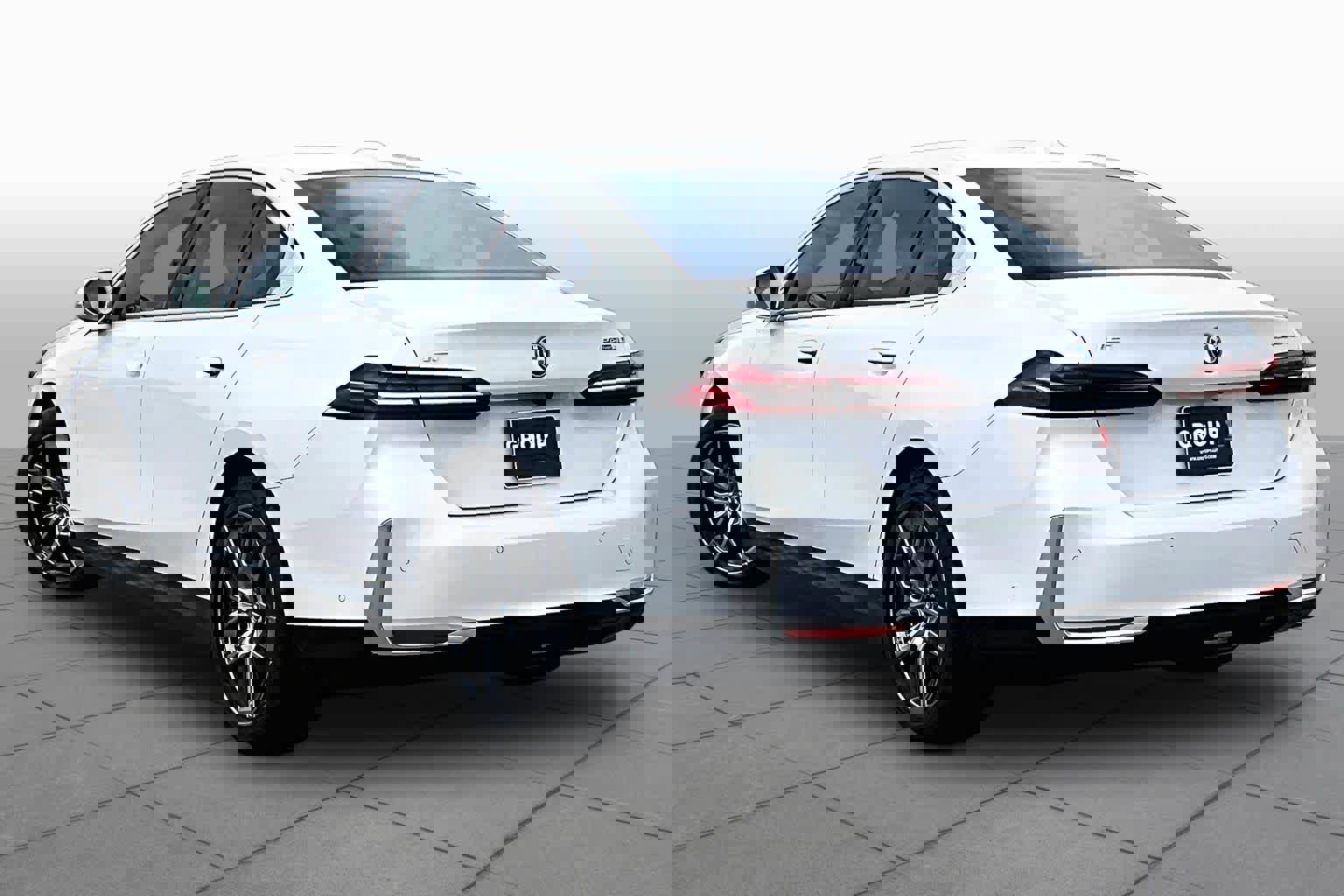 Used 2025 BMW i5 eDrive40i RWD image 10