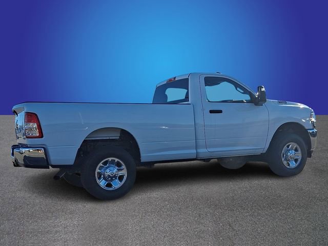 Used 2024 RAM 2500 Tradesman w/ Chrome Appearance Group AWD/4WD image 4
