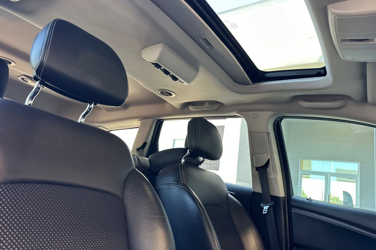Used 2015 Dodge Journey Crossroad w/ Flexible Seating Group AWD/4WD image 19