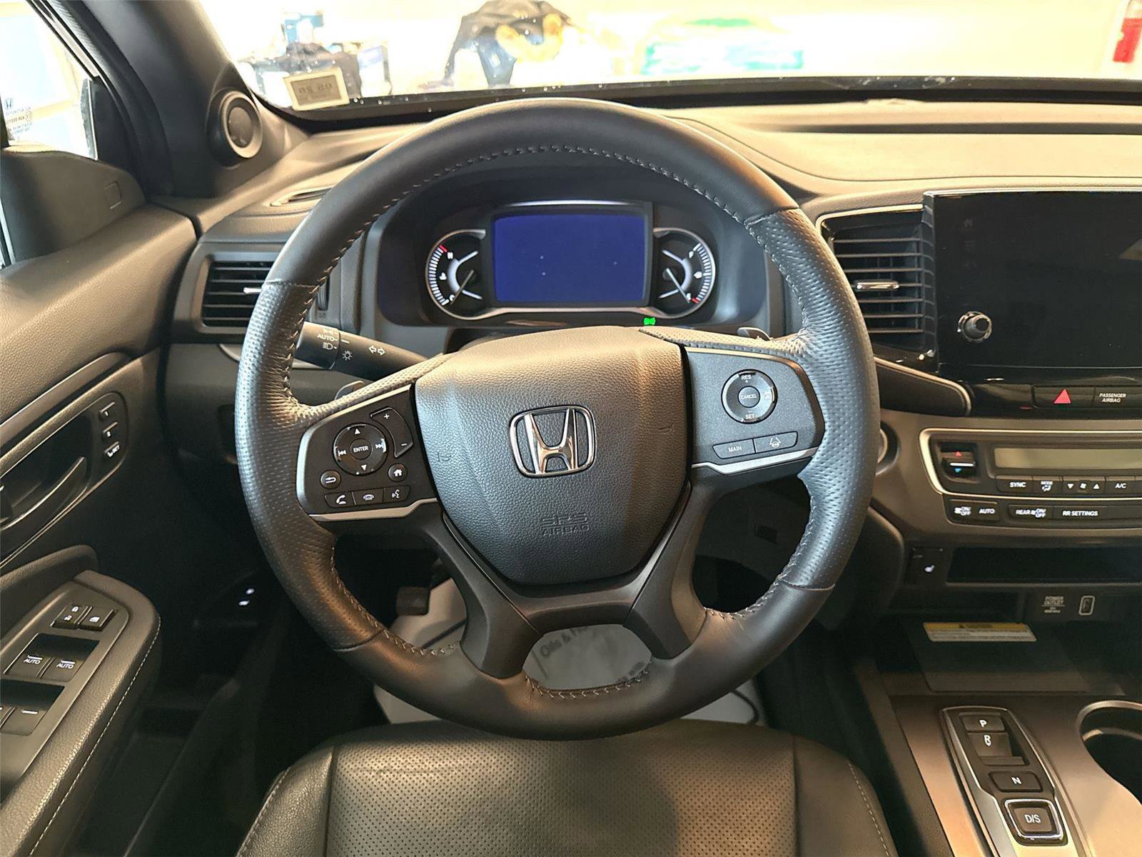 Used 2023 Honda Passport EX-L image 10