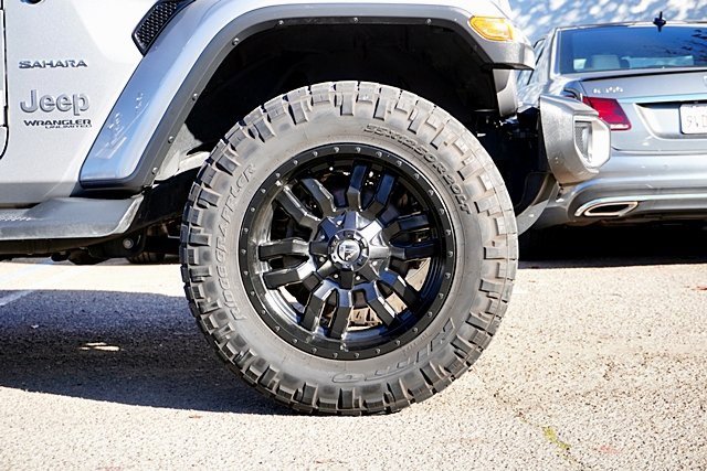 Used 2018 Jeep Wrangler Unlimited Sahara image 8