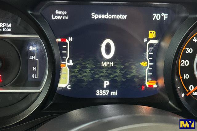 Used 2025 Jeep Wrangler Rubicon w/ Safety Group image 32