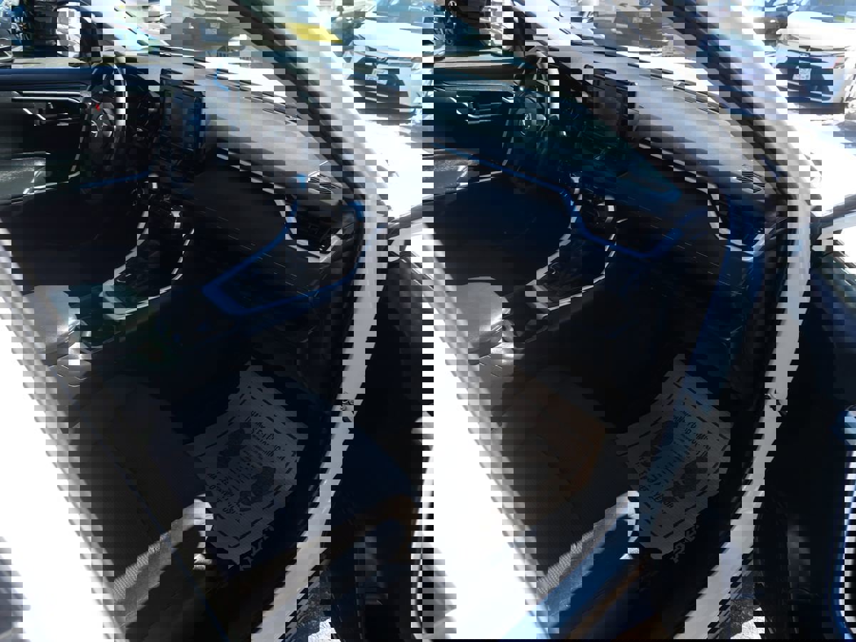 Used 2020 Toyota RAV4 LE image 25