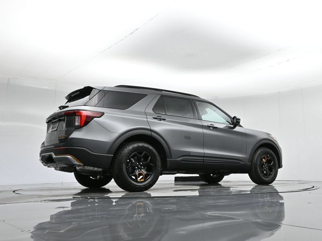 New 2026 Ford Explorer Tremor w/ Tremor Ultimate Package AWD/4WD image 59