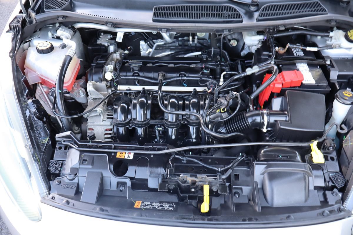 Used 2017 Ford Fiesta SE FWD image 37