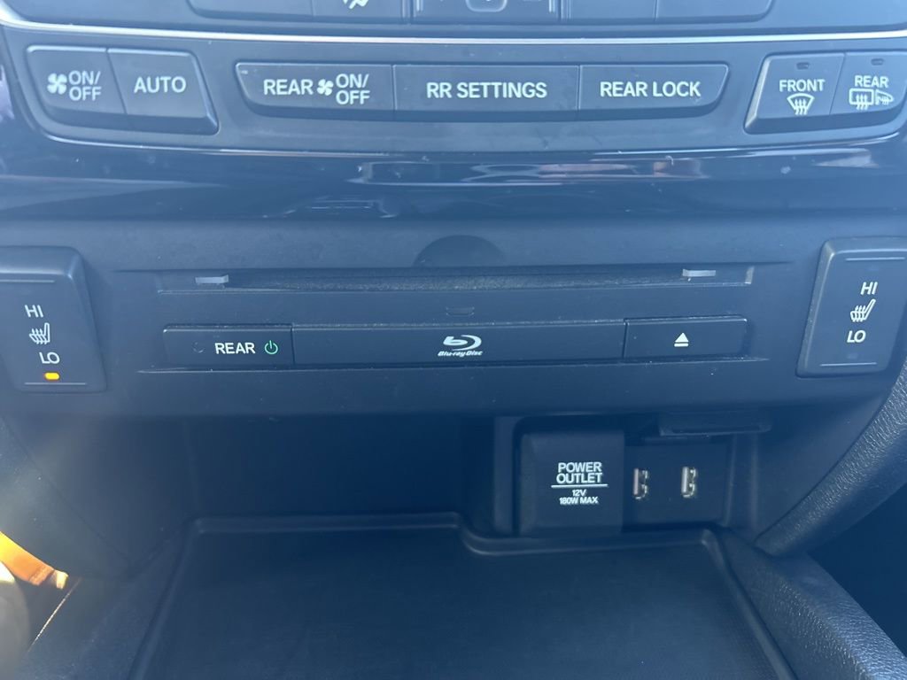 Used 2017 Honda Pilot Touring image 22