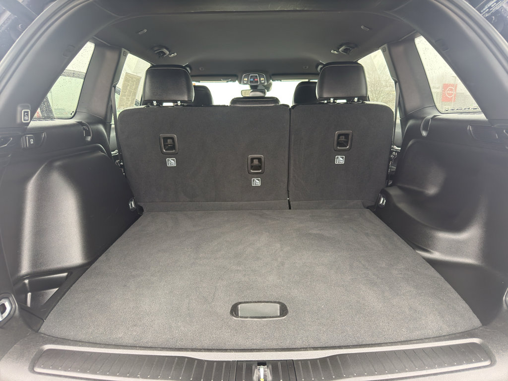 Used 2024 Jeep Grand Cherokee Limited image 36