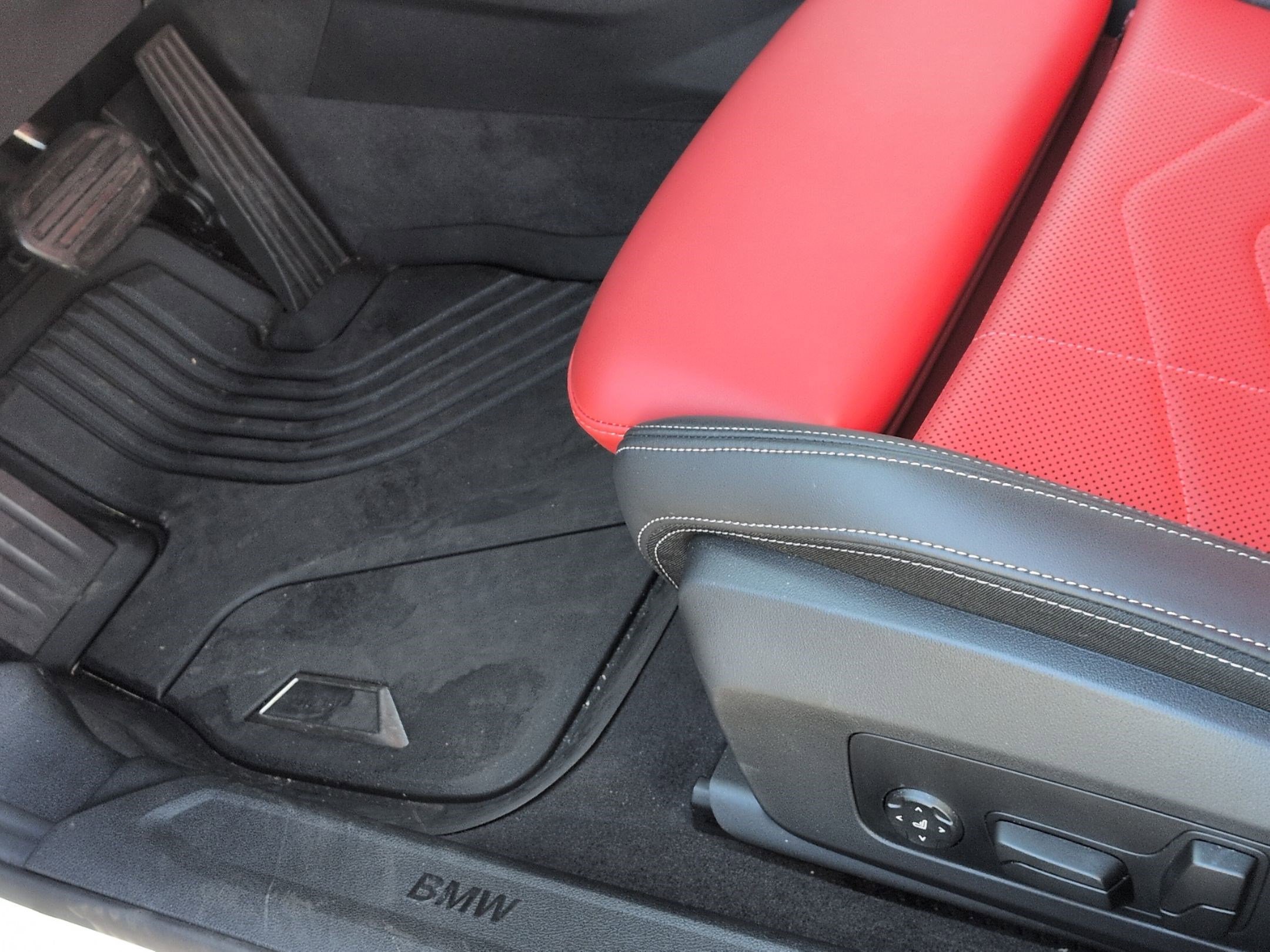 Used 2026 BMW 228i w/ Technology Package image 17