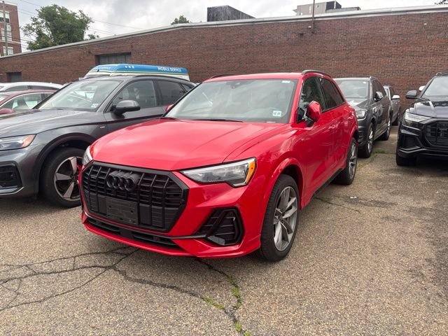 Certified 2022 Audi Q3 2.0T Premium