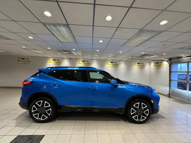 Used 2024 Chevrolet Blazer RS w/ Driver Confidence II Package image 3