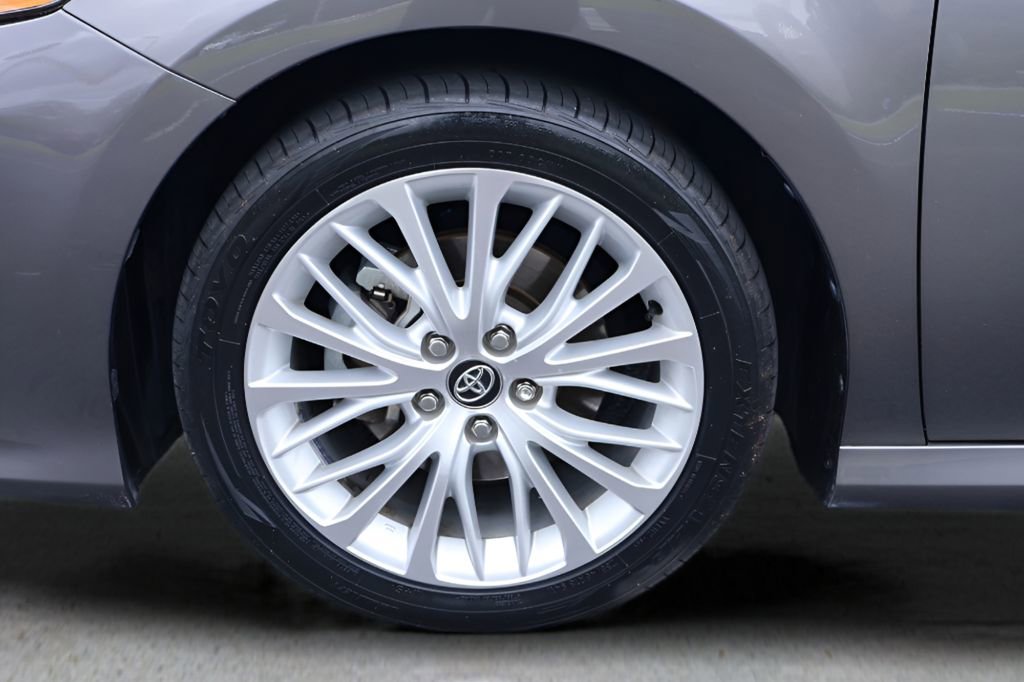 Certified 2020 Toyota Camry XLE FWD image 10