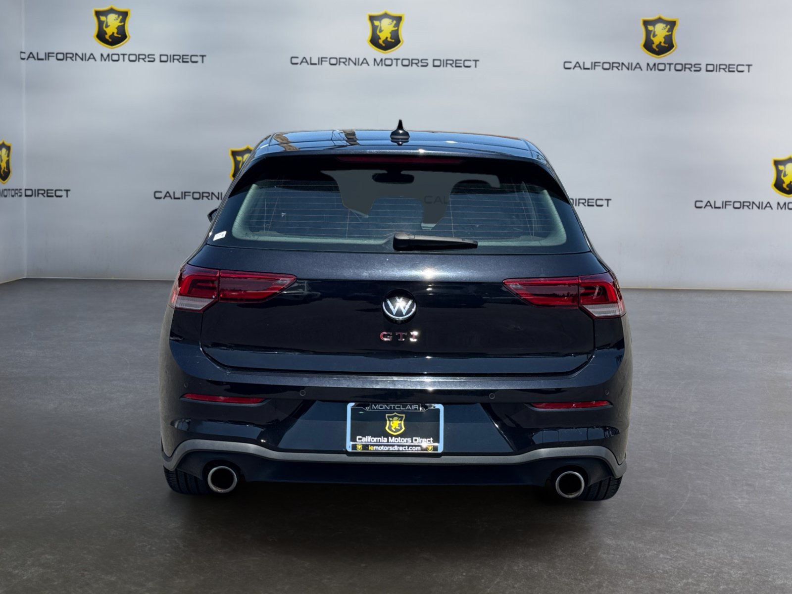 Used 2023 Volkswagen GTI SE FWD image 4