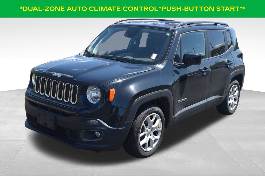 Used 2018 Jeep Renegade Latitude FWD image 3