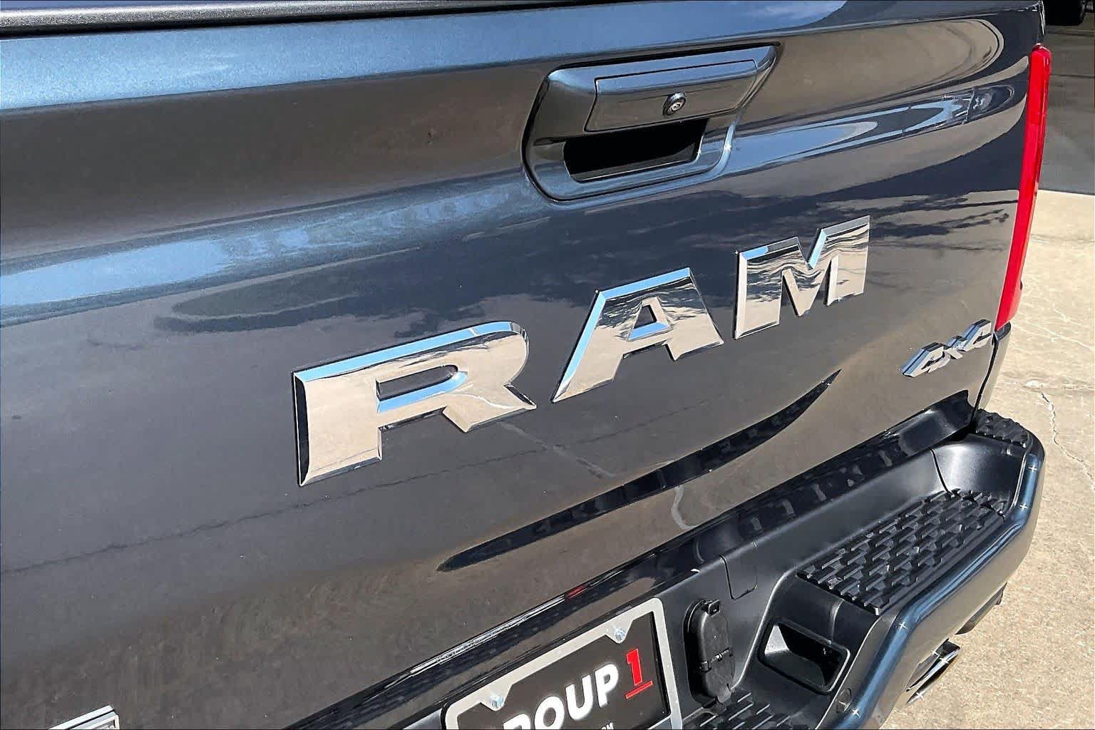 New 2027 RAM 1500 Laramie AWD/4WD image 15