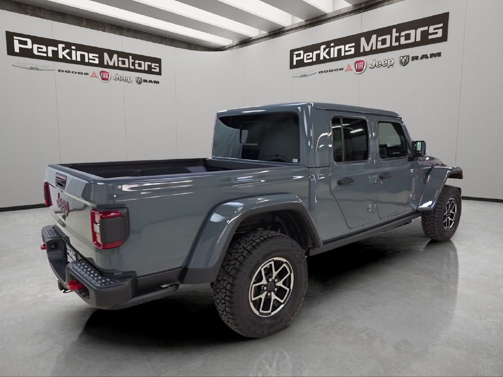 New 2026 Jeep Gladiator Rubicon w/ Steel Power Dome Hood Package AWD/4WD image 5
