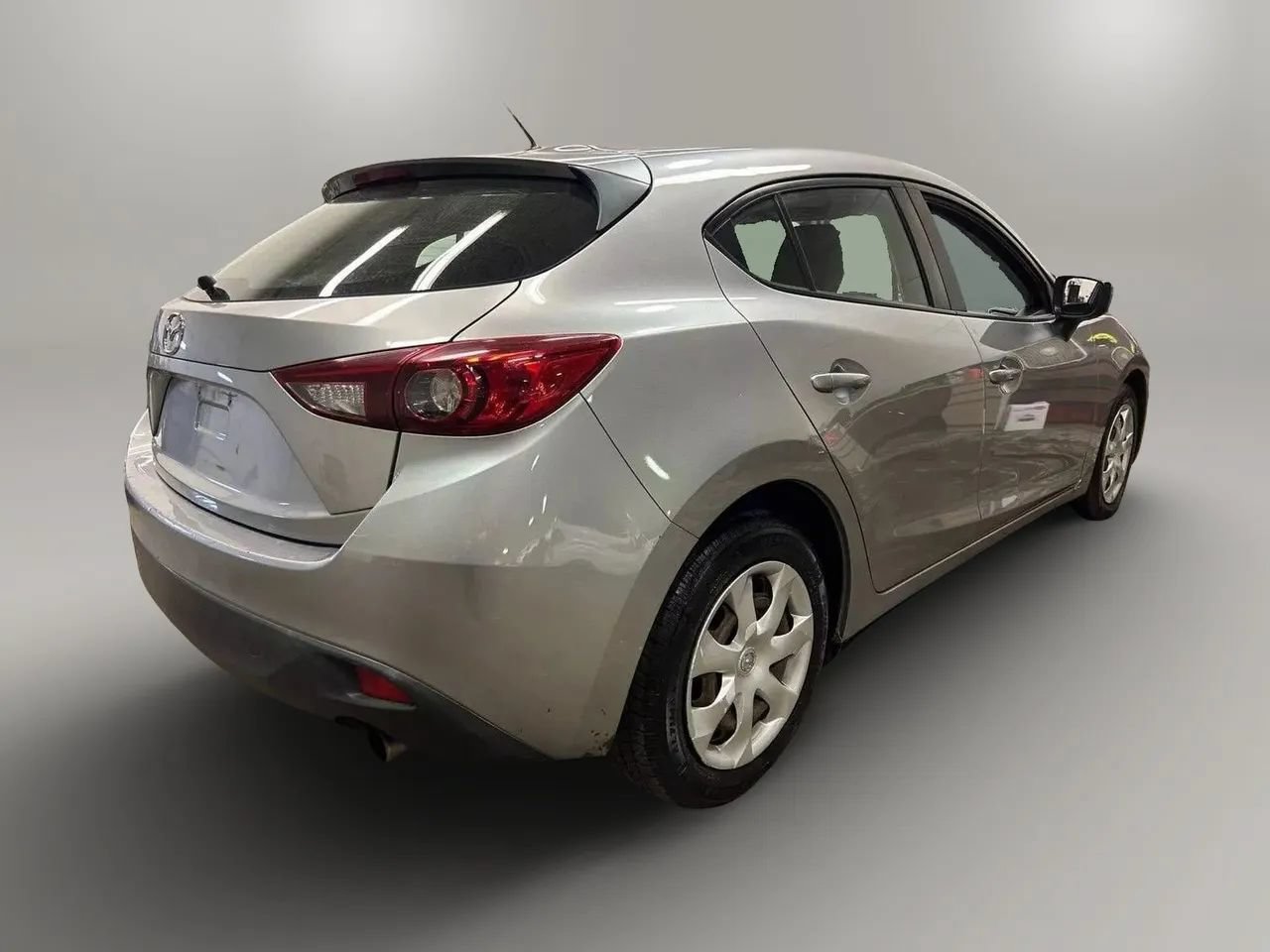 Used 2015 MAZDA MAZDA3 i Sport FWD image 5