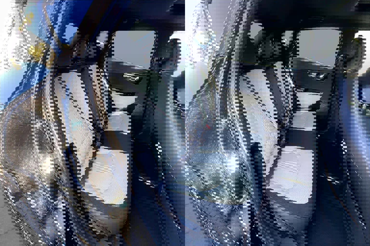 Used 2022 Kia EV6 GT-Line w/ GT-Line White Seat Package image 19