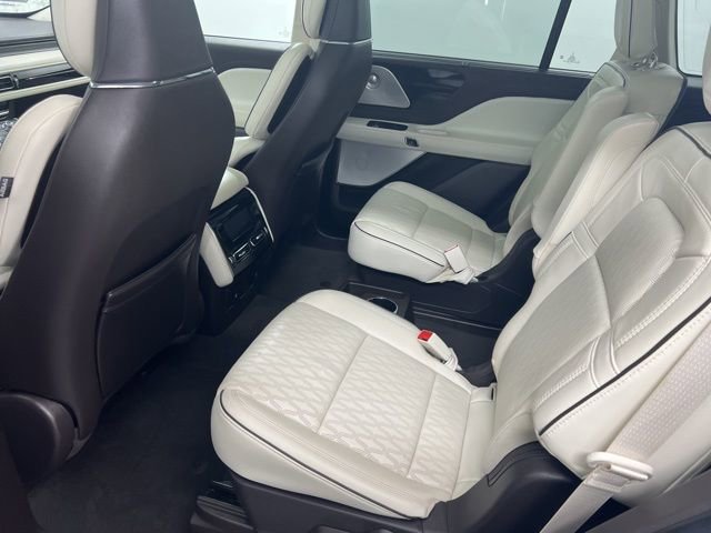 Certified 2023 Lincoln Aviator Black Label w/ Class IV Trailer Tow Package image 12