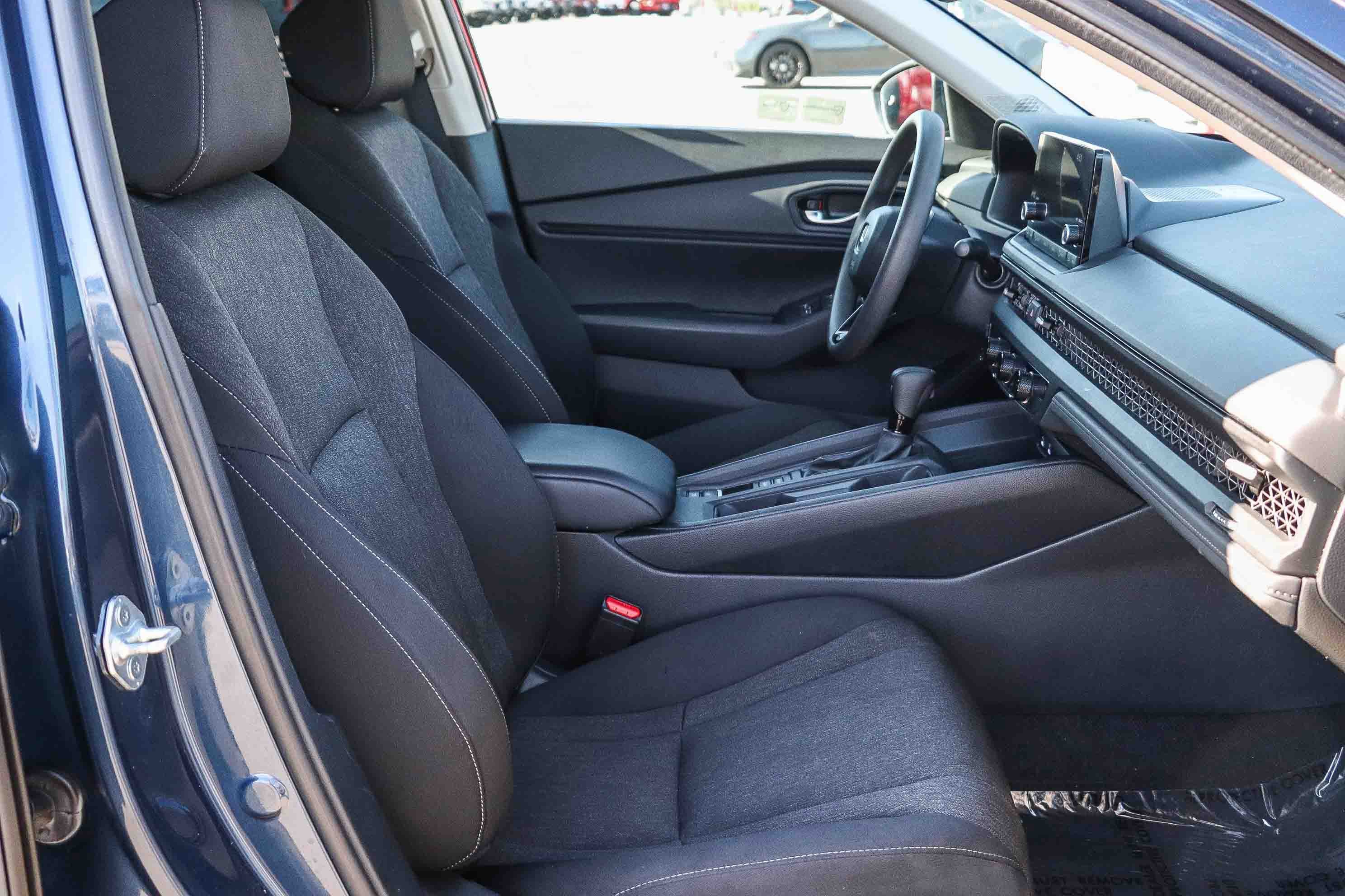 Used 2023 Honda Accord EX image 18