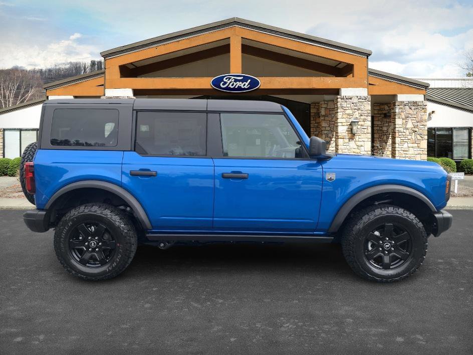 New 2025 Ford Bronco Big Bend w/ Black Diamond Package AWD/4WD image 4