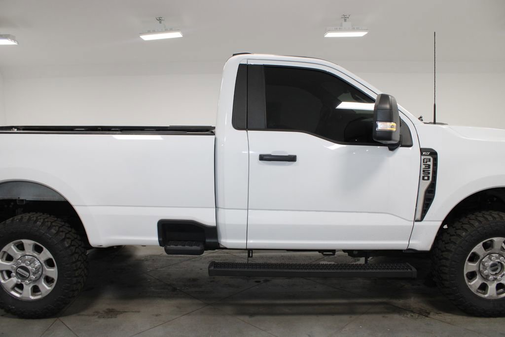 Used 2023 Ford F350 XLT w/ 360-Degree Camera Package image 11